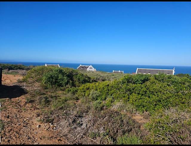 LAND FOR SALE IN BOGGOMSBAAI